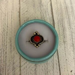 Vintage Sterling silver Coral ring Size 6 P10 (Unmarked)
